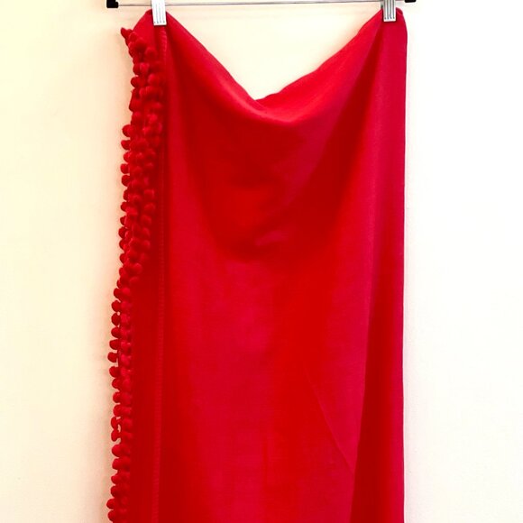 Matta NY Dupatta Shawl – Poppy Red – Pom Pom Tassels – Handwoven 100x200cm - Picture 3 of 6